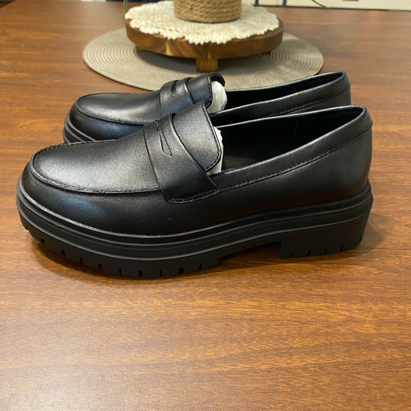 Quince Women's Black Loafers woman’s size 6 - Picture 5 of 7